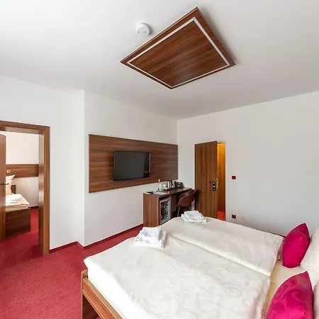 Hotel Bohemia 4*